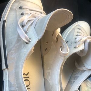 Dior men size 10 42 have box and receipt